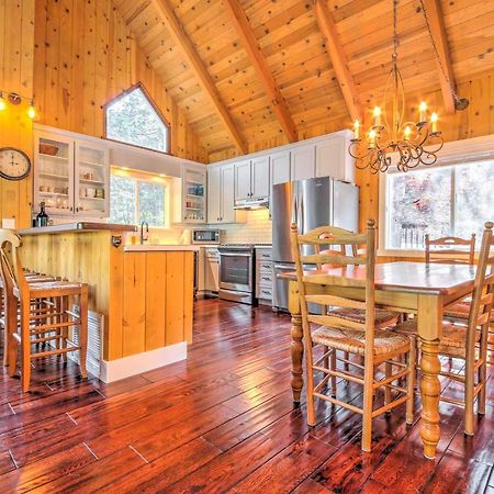 Gorgeous Lake Arrowhead Retreat Game Room And Deck Exteriör bild